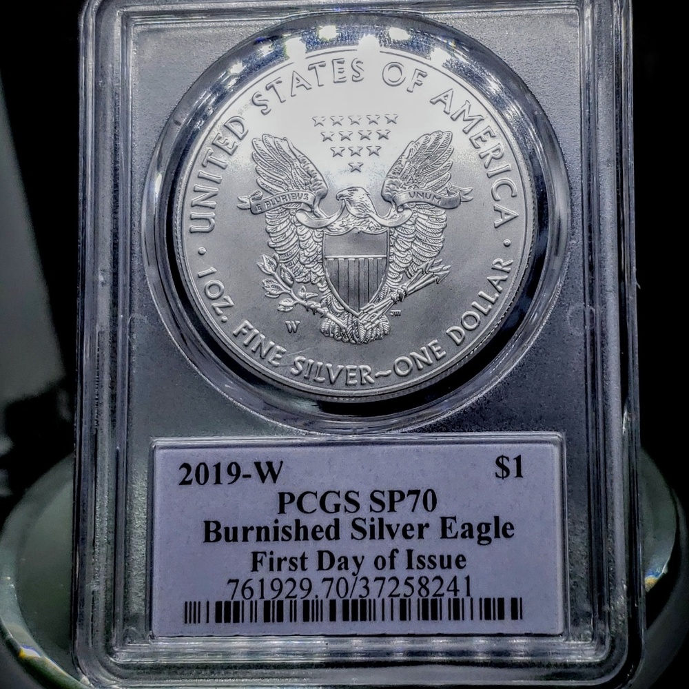 2019-W SILVER EAGLE $1 COIN - Picture 2 of 5